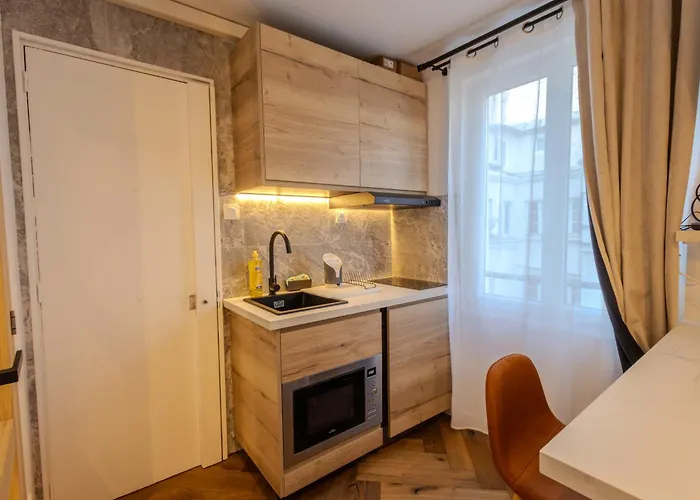 Le Marais 3 Bail Mobilite Daire Paris